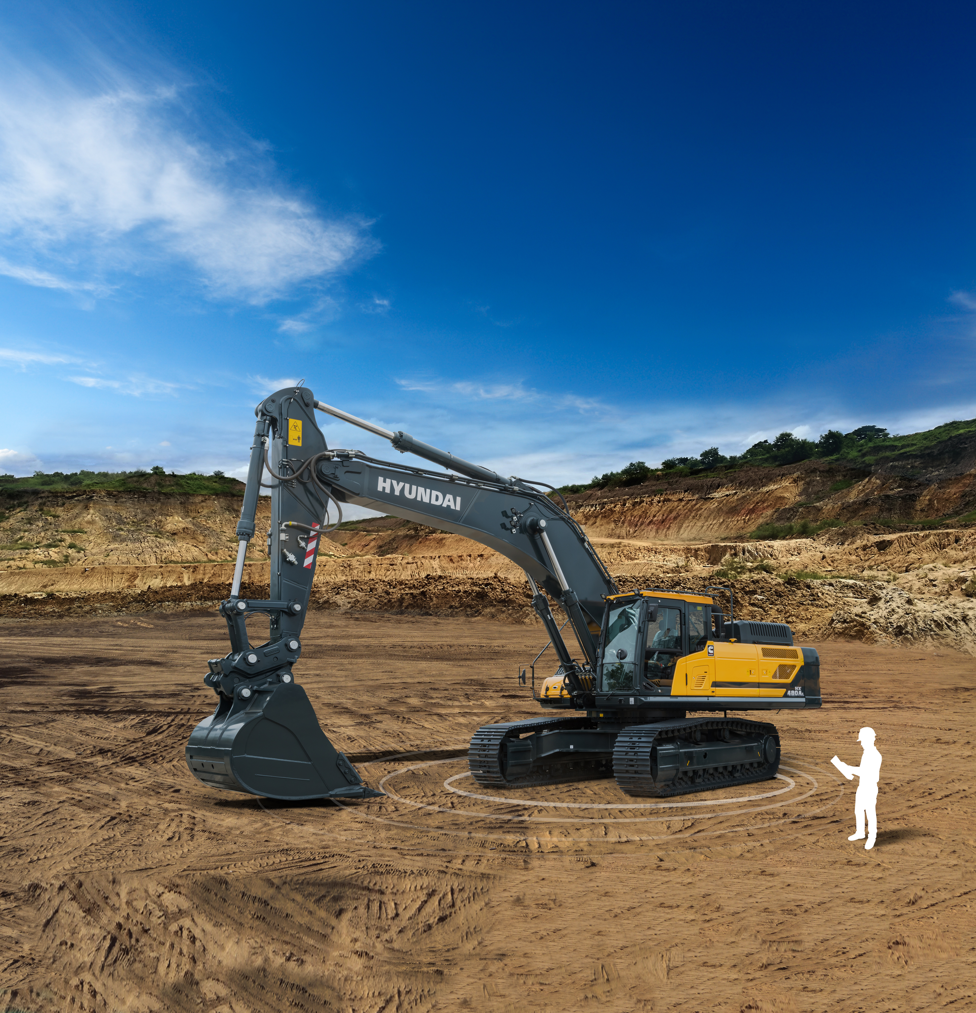 De HX480A L wordt aangedreven door een krachtige Cummins X12-motor die voldoet aan de Stage V-emissienorm. De motor is voorzien van een innovatief, geïntegreerd uitlaatgas- nabehandelingssysteem dat behalve voor een lagere emissie ook zorgt voor een gereduceerde onderhoudsbehoefte. Het levert al het vermogen dat u nodig hebt om zware taken uit te voeren, samen met een betere brandstofefficiëntie en sneller nivelleren en laden van vrachtwagens. Een reeks slimme technologieën maakt een nauwkeurig beheer van het motorvermogen en het pompdebiet mogelijk. Het nieuwe hydraulische systeem EPIC (Electric Pump Independent Control) verbetert de efficiëntie door geautomatiseerde bediening van de afzonderlijke hydraulische pompen. Een hefwerkstand is standaard om de fijne regeling te verbeteren door het motortoerental te verhogen, het vermogen te vergroten en het pompdebiet te regelen. Extra functies zorgen voor een optimale bediening en bewaking van de machinefuncties, waardoor uw productiviteit dag in, dag uit wordt vergroot. De technologie om de efficiëntie te verbeteren Motor Net als alle machines uit de A-serie zijn de HX480A L en de HX520A L uitgerust met ons all-in-one uitlaatgas- nabehandelingssysteem. Dat verlaagt de emissies en bedrijfskosten, vergroot de betrouwbaarheid en vereenvoudigt het onderhoud. hefwerkstand is standaard om de fijne regeling te verbeteren door het motortoerental te verhogen, het vermogen te vergroten en het pompdebiet te regelen. Extra functies zorgen voor een optimale bediening en bewaking van de machinefuncties, waardoor uw productiviteit dag in, dag uit wordt vergroot